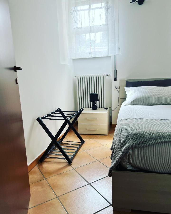 85 Mjka House Free Parking Como Albese Con Cassano Eksteriør billede