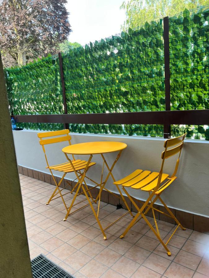 85 Mjka House Free Parking Como Albese Con Cassano Eksteriør billede